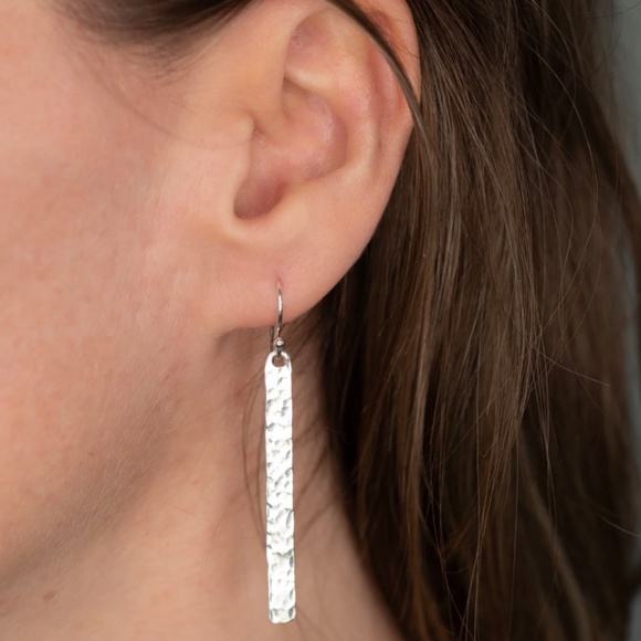 New Handcrafted Unique Hammered Silver Bar Drop Earrings 2” Length French Hooks - Picture 3 of 4